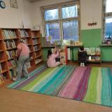 Dzieci Porzadkuja Ksiegozbior